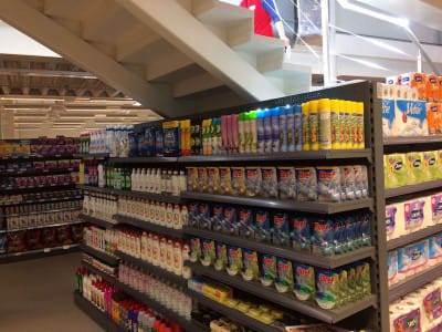 SHOP NÄTVERK "TOPP" - VALMIERA, RIGA STREET 64 - Leverans och installation av handelsutrustning.7